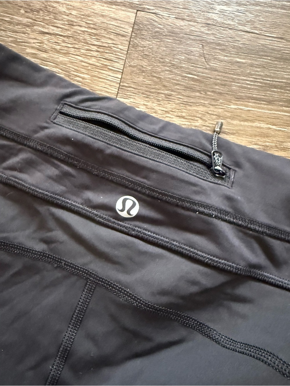 Lululemon Crop Leggings Black - Picture 7 of 7